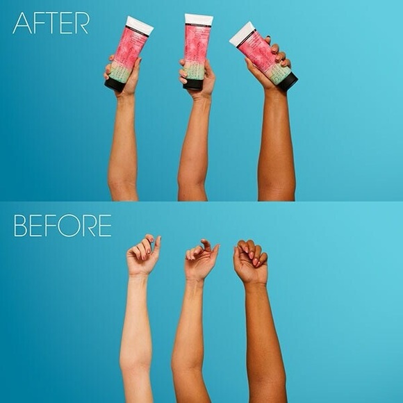 ST-TROPEZ GRADUAL TAN WATERMELON INFUSION LOTION - Picture 4 of 6